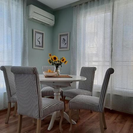 Soulful Apartments - Horizon Varna Bagian luar foto