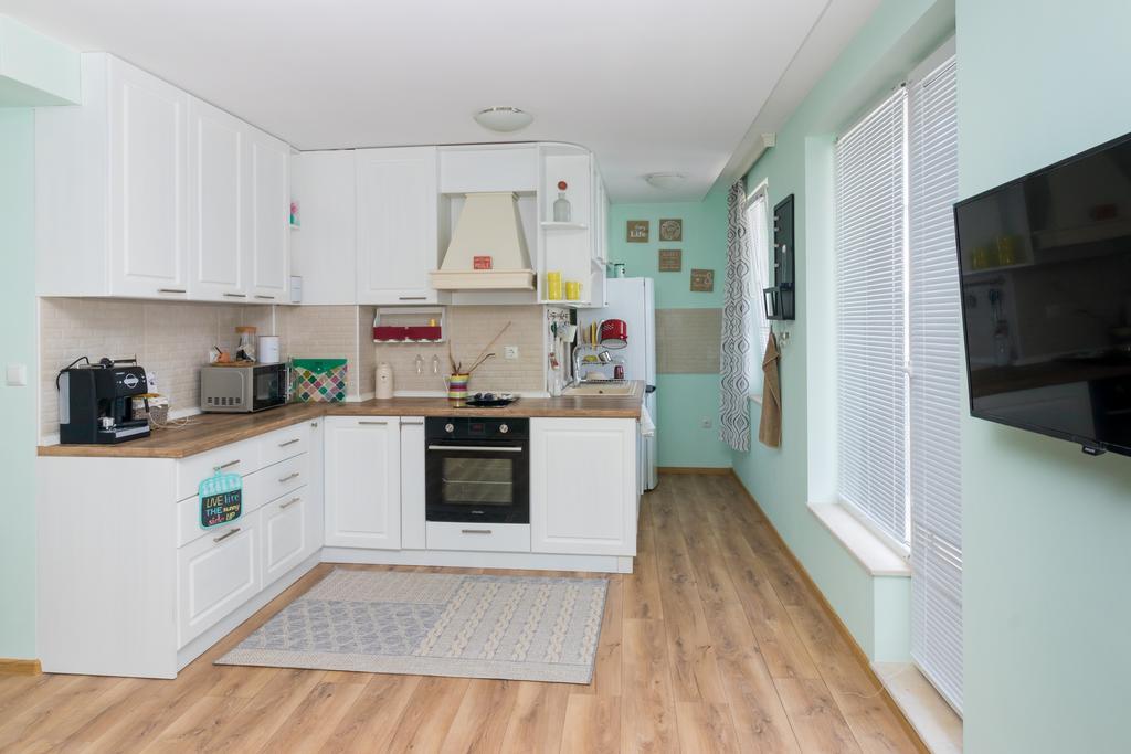 Soulful Apartments - Horizon Varna Bagian luar foto